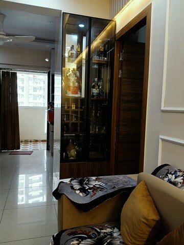 Furnished Amenities in 3 BHK Apartment at Landcraft Golflinks Plaza, Pandav Nagar – for Sale