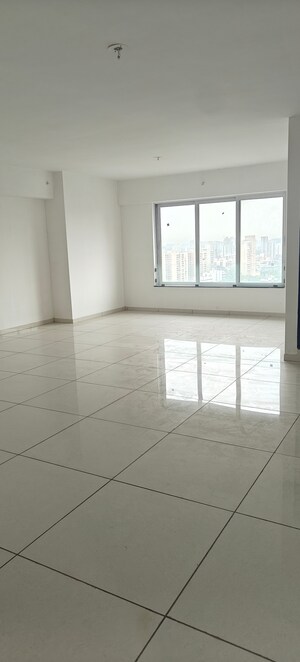 Room in  Office Space at Key Tech Park, Andheri West – for Rent