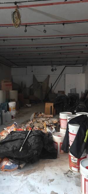  Shop For Sale in Gurukrupa Dhyanam, Versova