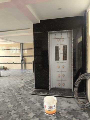 Parking in 2 BHK Builder Floor at Iti Layout – for Rent