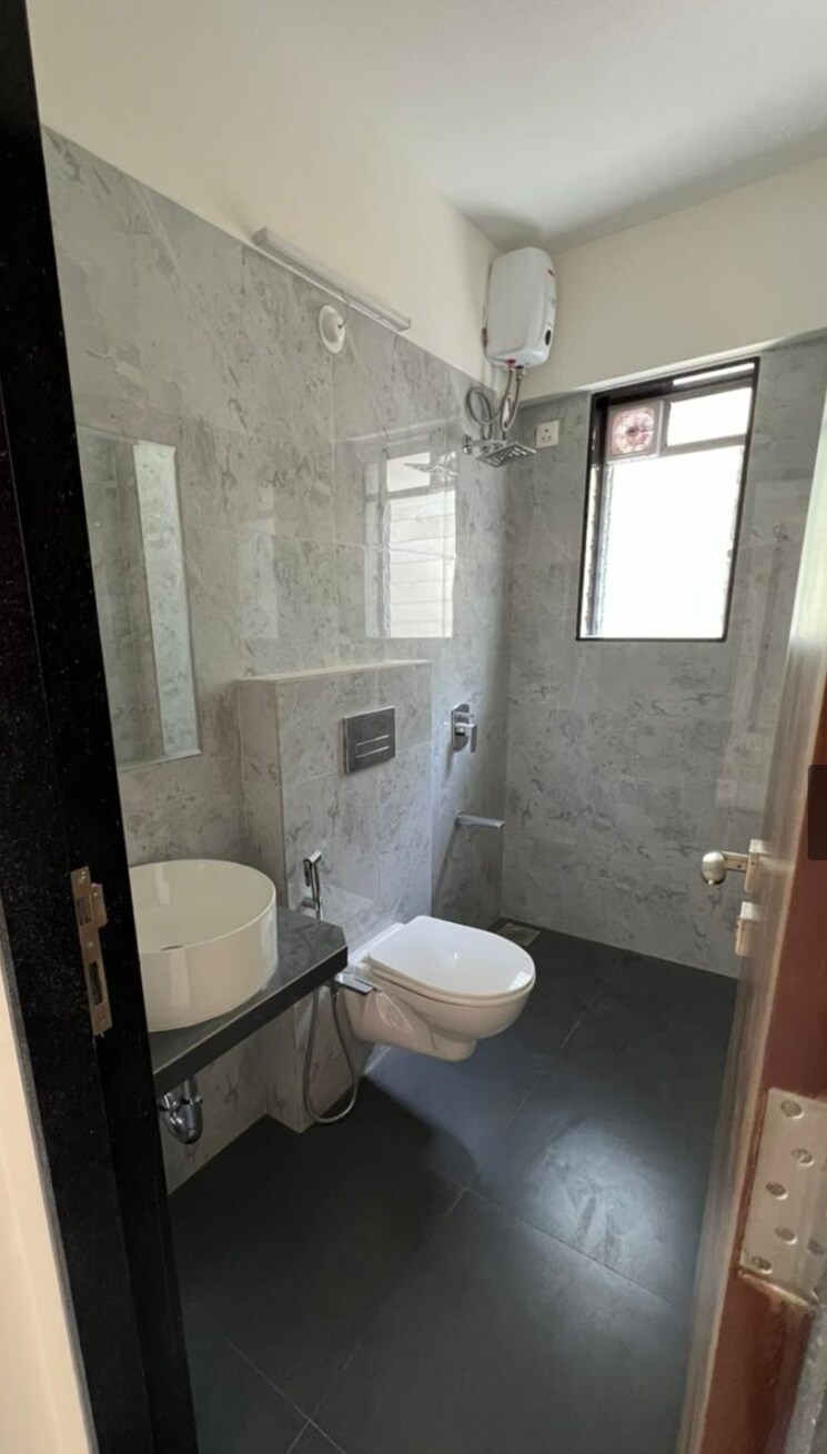 Bathroom, silver-coin-apartment 2 Bedroom 1050 Sq.Ft. Apartment In Malad West Mumbai 9257356