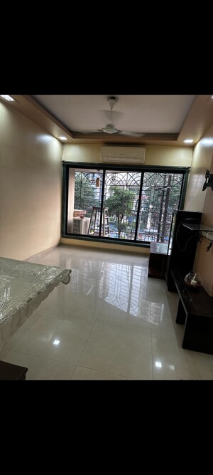 2 BHK Apartment For Sale in Yashraj Park CHS, Kasarvadavali