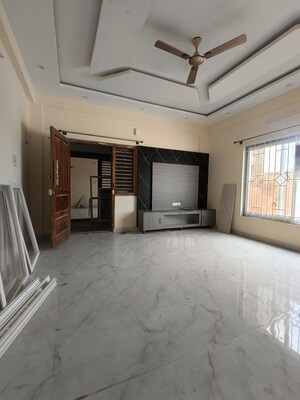 Room in 2 BHK Builder Floor at Iti Layout – for Rent