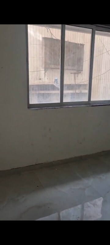 Bedroom in 2 BHK Apartment at Bismillah Arcade, Byculla – for Rent