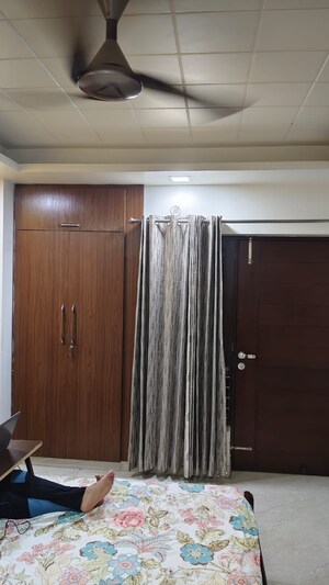 Furnished Amenities in 3 BHK Builder Floor at Parklands, Sector 85 – for Sale