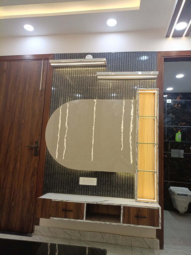 Kitchen, mohan garden 2 Bedroom 50 Sq.Yd. Builder Floor In Mohan Garden Delhi 9257458