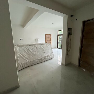 Room in 3 BHK Apartment at Star Abod, Hakimpet – for Sale