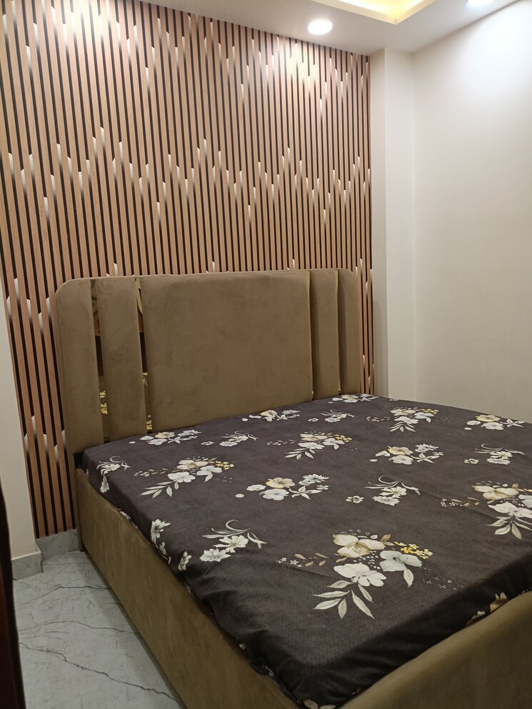 Bedroom, mohan garden 2 Bedroom 50 Sq.Yd. Builder Floor In Mohan Garden Delhi 9257458