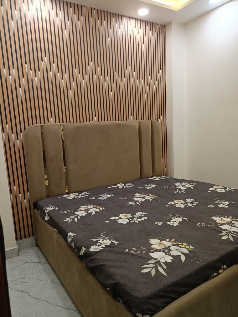 Bedroom, mohan garden 2 Bedroom 50 Sq.Yd. Builder Floor In Mohan Garden Delhi 9257458