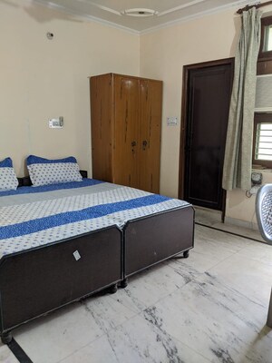 Bedroom in 3 BHK Builder Floor at Sector 38 – for Rent