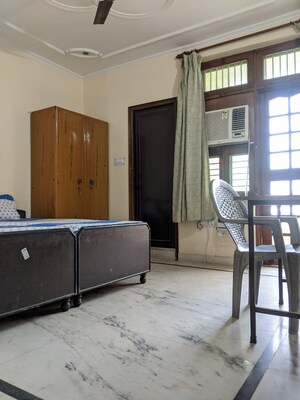 Kitchen in 3 BHK Builder Floor at Sector 38 – for Rent