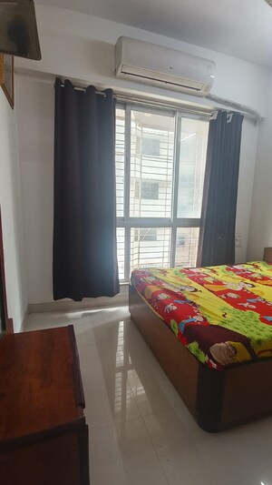 Bedroom in 2 BHK Apartment at Aditya Plaza Malad, Malad West – for Rent