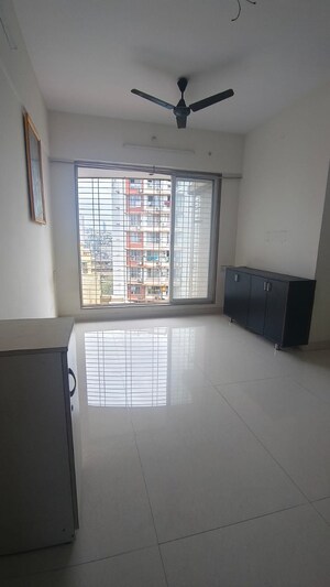 2 BHK Apartment For Rent in Aditya Plaza Malad, Malad West