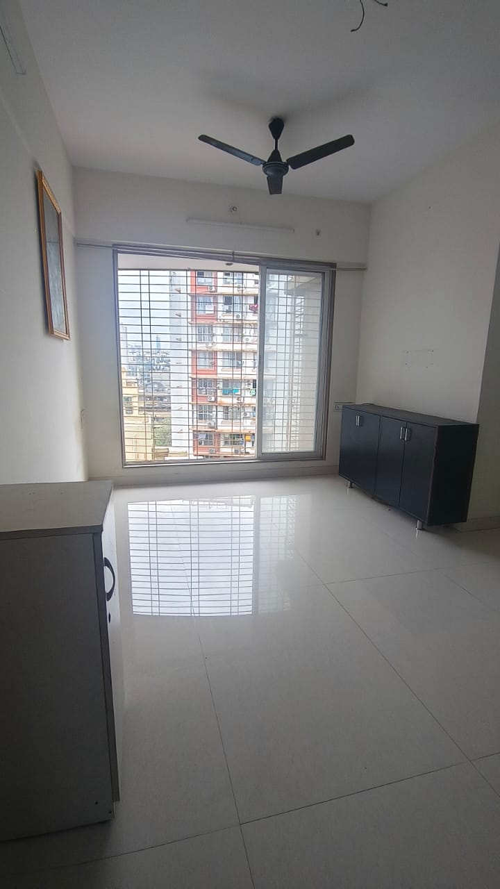 2 BHK Apartment For Rent in Aditya Plaza Malad