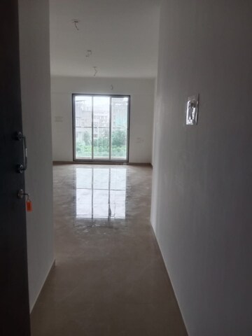 Room in 2 BHK Apartment at Thane West – for Rent