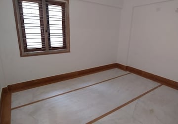 Room in 1 BHK Builder Floor at Akshayanagar – for Rent