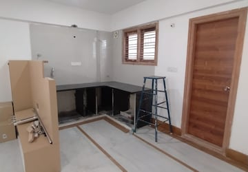 Room in 1 BHK Builder Floor at Akshayanagar – for Rent