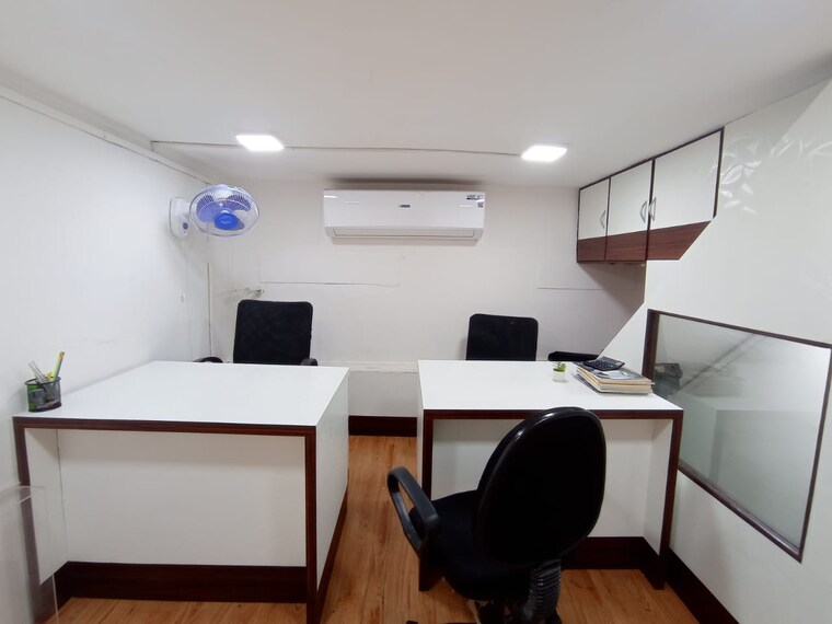Team Area, haware-fantasia Commercial Office Space 212 Sq.Ft. In Vashi Sector 28 Navi Mumbai 9257595