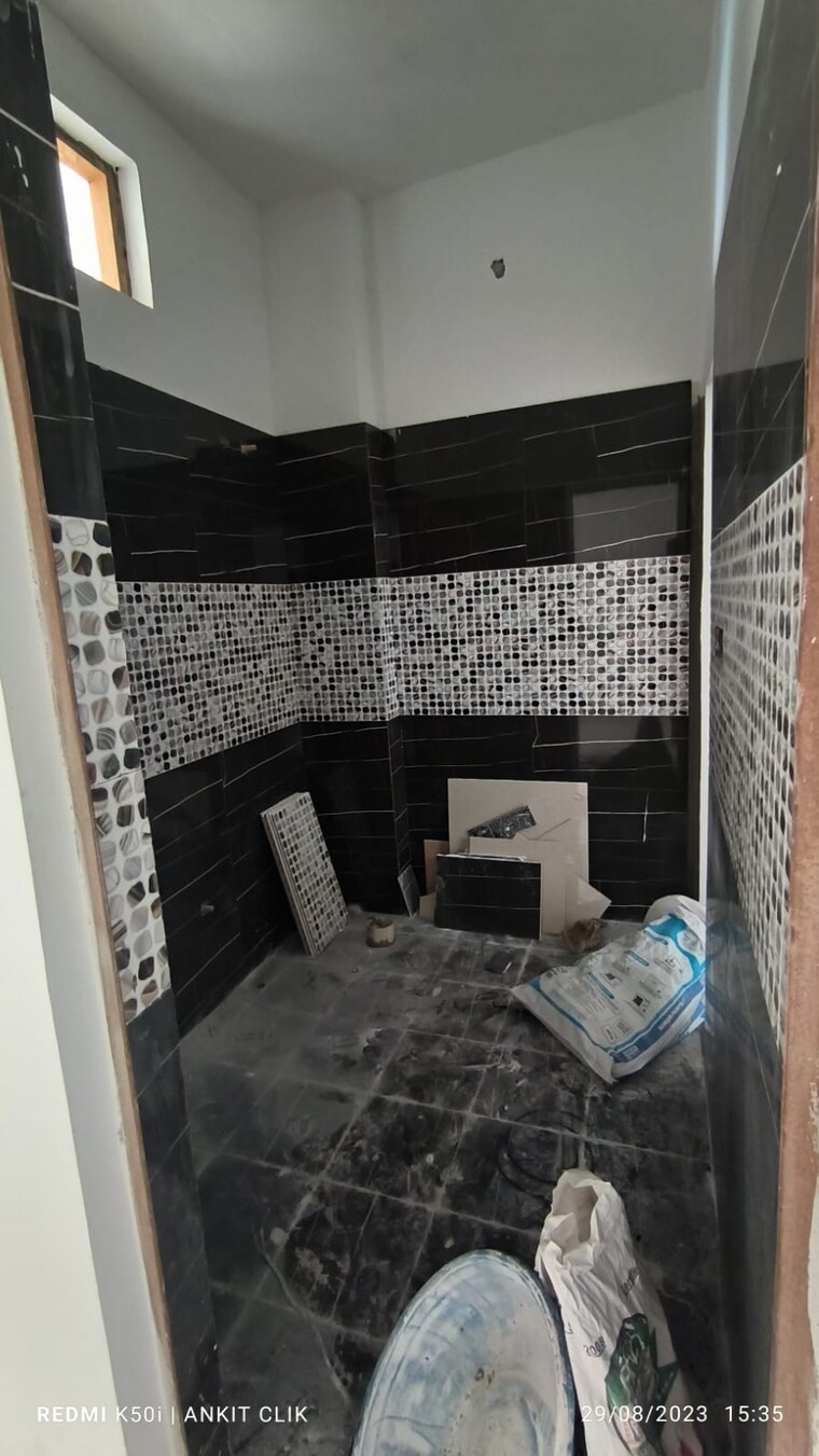 Bathroom, gomti nagar 2 Bedroom 1250 Sq.Ft. Independent House In Gomti Nagar Lucknow 9257637