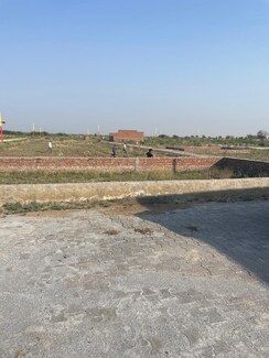 Plot For Sale in Akbarpur