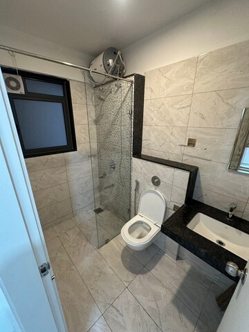 Bathroom in 1.5 BHK Apartment at Amanora Gold Towers, Hadapsar – for Rent