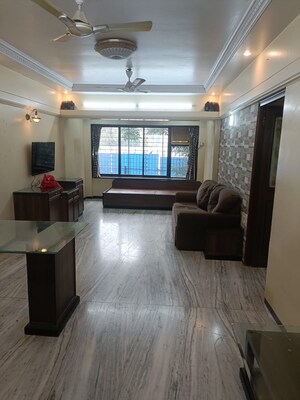 2 BHK Apartment For Rent in Rajnigandha CHS Goregaon, Goregaon East