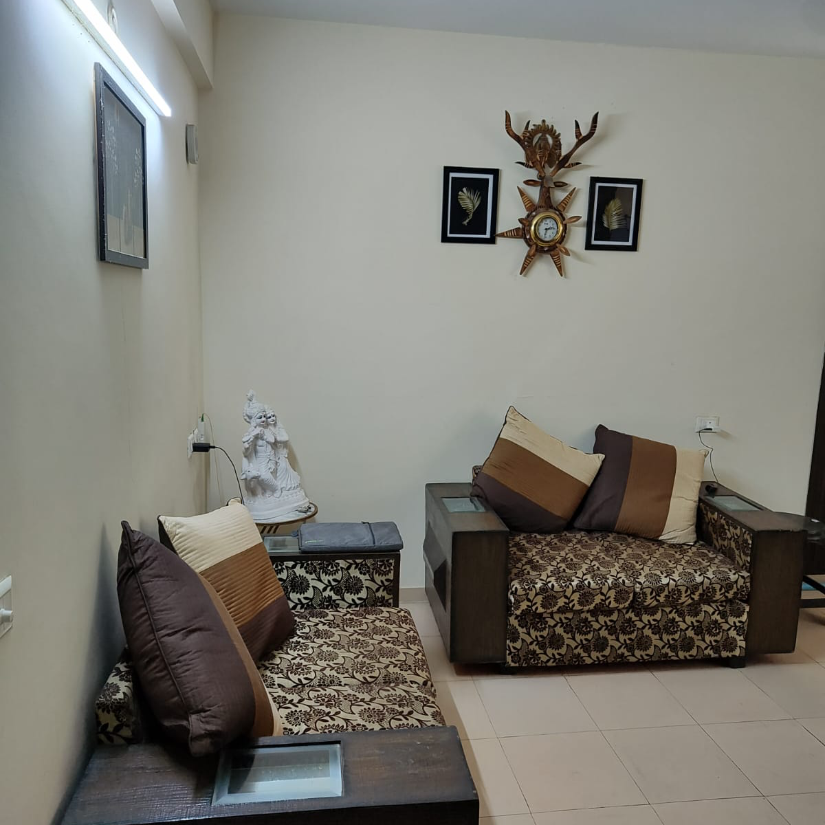 3 BHK Apartment For Rent in Auric City Homes