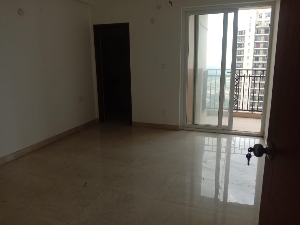 4 BHK + Servant Room Apartment For Sale in Indiabulls Centrum Park