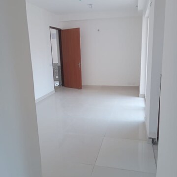 2 BHK Apartment For Rent in Amrapali Heartbeat City, Sector 107