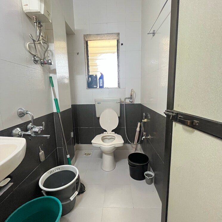 Attached Bathroom, borivali west 2 Bedroom 702 Sq.Ft. Apartment In Borivali West Mumbai 9257771