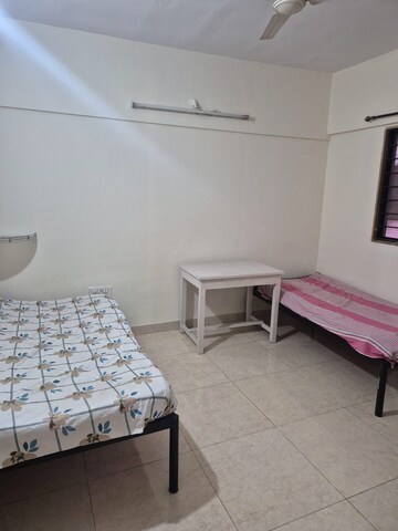 Room in 2 BHK Apartment at Magarpatta City Cosmos, Magarpatta Road – for Rent