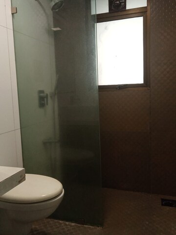 Bathroom in 3 BHK Apartment at Lalani Fairmont, Khar West – for Rent