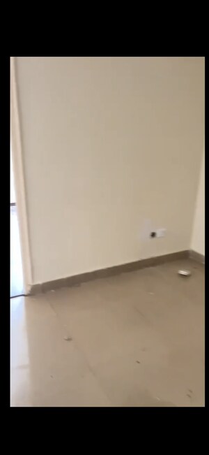 3 BHK Apartment For Sale in Paras Seasons, Sector 168