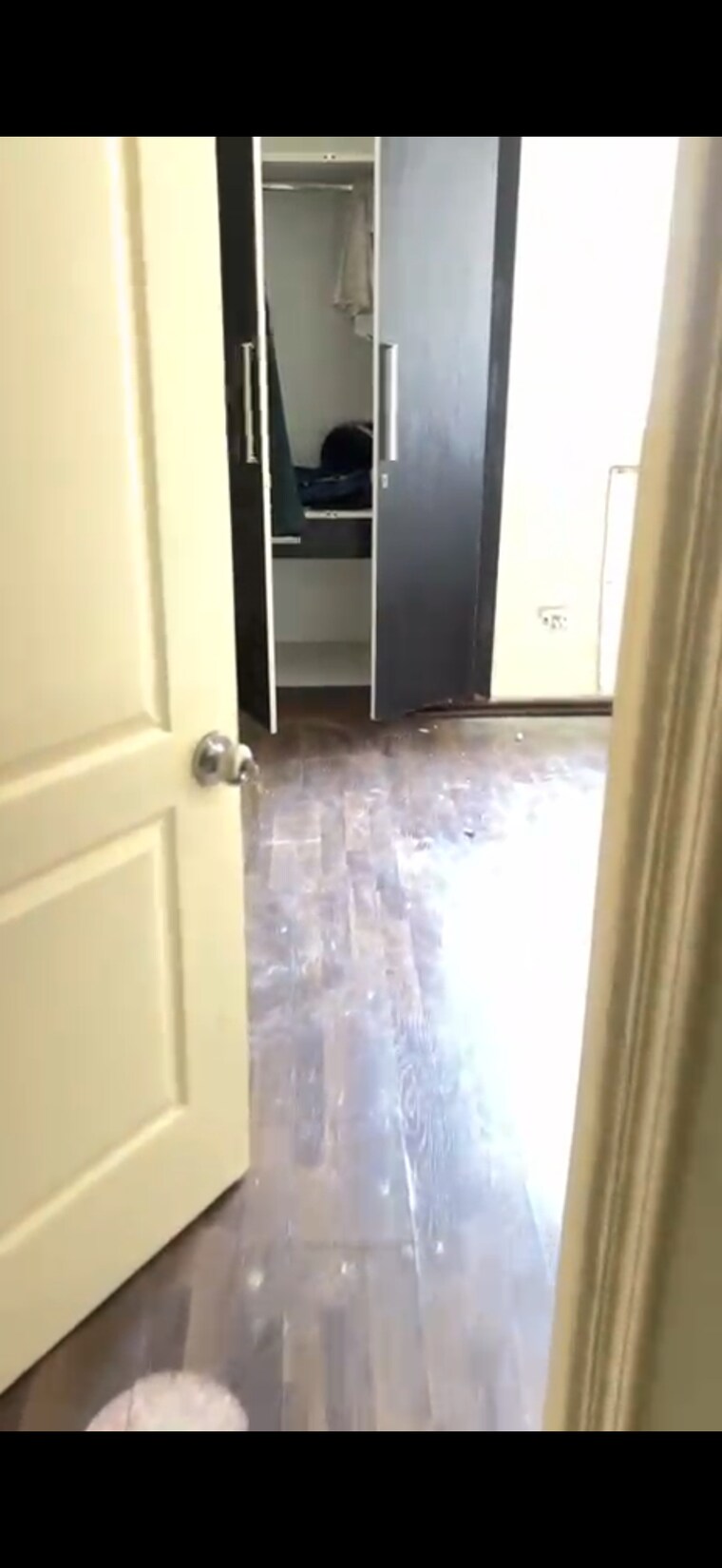 Room, paras-seasons 3 Bedroom 1165 Sq.Ft. Apartment In Sector 168 Noida 9257793