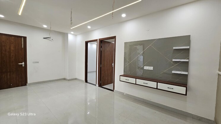 Room, pir machalla 3 Bedroom 1200 Sq.Ft. Apartment In Pir Machalla Zirakpur 9257777