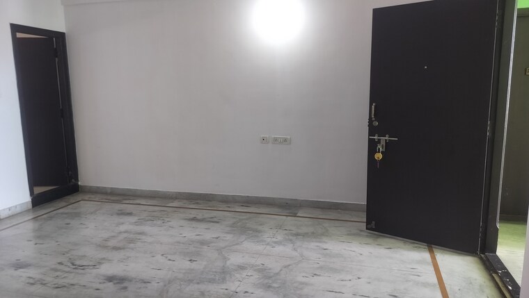 Room, banjara hills 1 Bedroom 700 Sq.Ft. Apartment In Banjara Hills Hyderabad 9257827