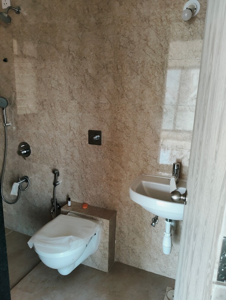 Bathroom, ajanta-chs 2 Bedroom 564 Sq.Ft. Apartment In Malad East Mumbai 9257874