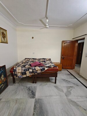 4 BHK Builder Floor For Rent in Sushant Lok I