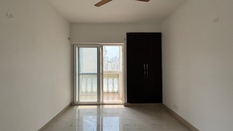Room, mgi-gharaunda 3 Bedroom 1100 Sq.Ft. Apartment In Raj Nagar Extension Ghaziabad 9257890