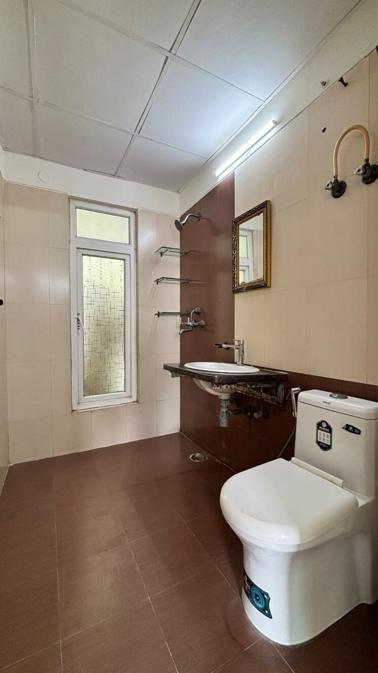 Bathroom, mgi-gharaunda 3 Bedroom 1100 Sq.Ft. Apartment In Raj Nagar Extension Ghaziabad 9257890