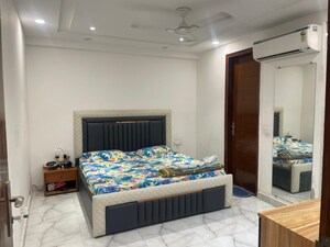 Bedroom in 1 BHK Builder Floor at Sector 57 – for Rent
