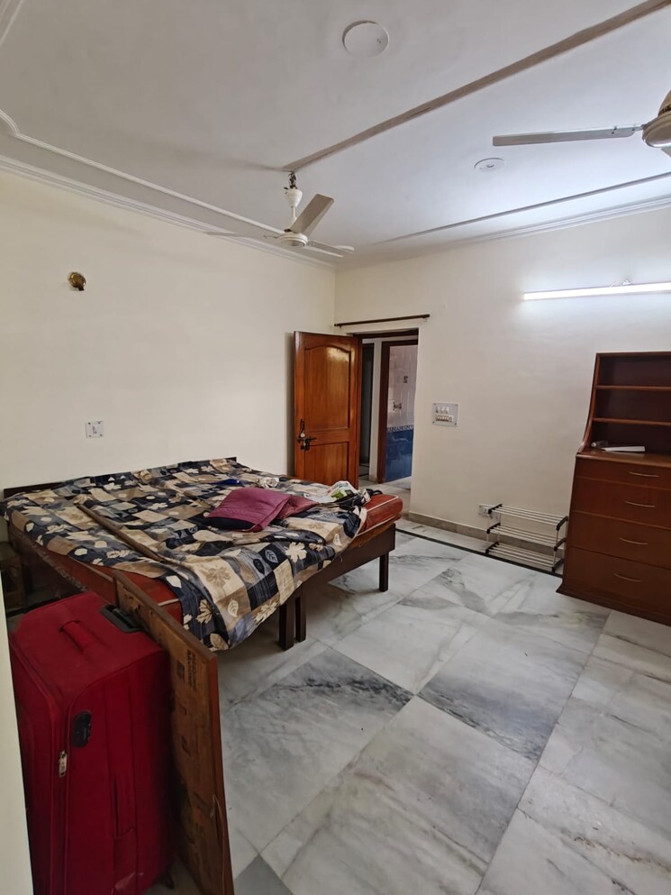 Bedroom, sushant lok i 2 Bedroom 1275 Sq.Ft. Builder Floor In Sushant Lok I Gurgaon 9257798