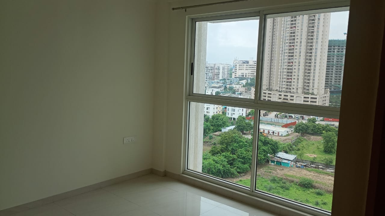 3.5 BHK + Pooja Room,Servant Room,Study Room,Extra Room 1300 Sq.Ft. Apartment in Lodha Bella Vita