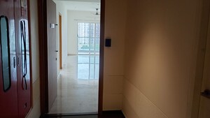 Room in 3.5 BHK Apartment at Lodha Bella Vita, Nibm Road – for Rent