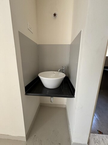 Bathroom in 3 BHK Apartment at Austin County, Tathawade – for Rent