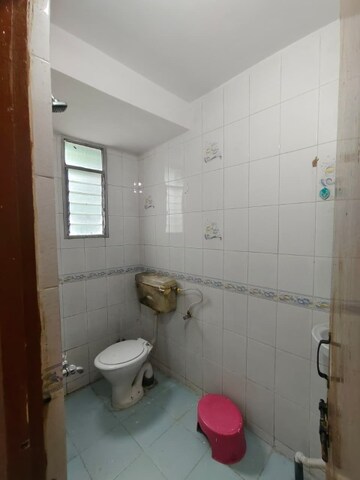 Bathroom in 1 BHK Apartment at Dhanvantari Colony – for Rent