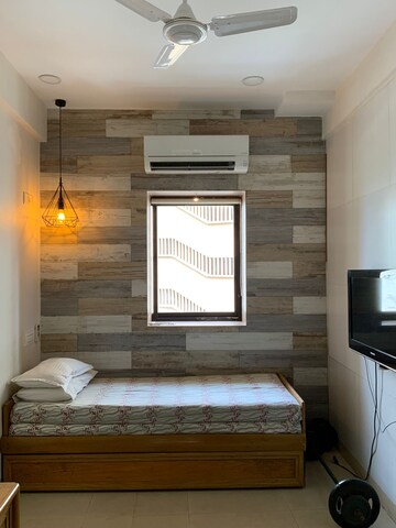 3 BHK Apartment For Rent in Lodha Trump Tower, Worli