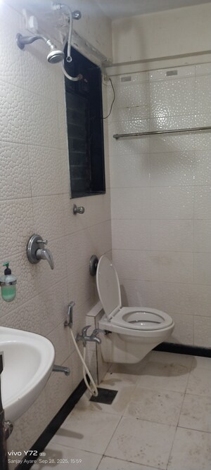 Bathroom in 2 BHK Apartment at Globe Heights, Goregaon East – for Rent