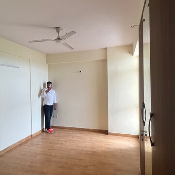 1.5 BHK Villa For Rent in Sainik Plaza, Sainik Colony