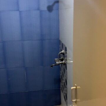 Bathroom in 1.5 BHK Villa at Sainik Plaza, Sainik Colony – for Rent